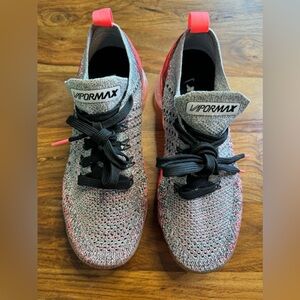 Nike Air VaporMax Flyknit 2 - Hot Punch/Photo Blue
| Size: 7 | Nike